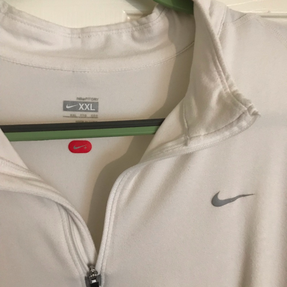 Nike - Picture 6 of 8